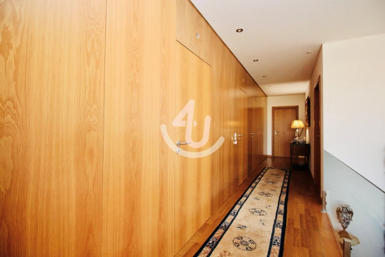 Moradia T4 para Venda em São Martinho do Porto Foto 98