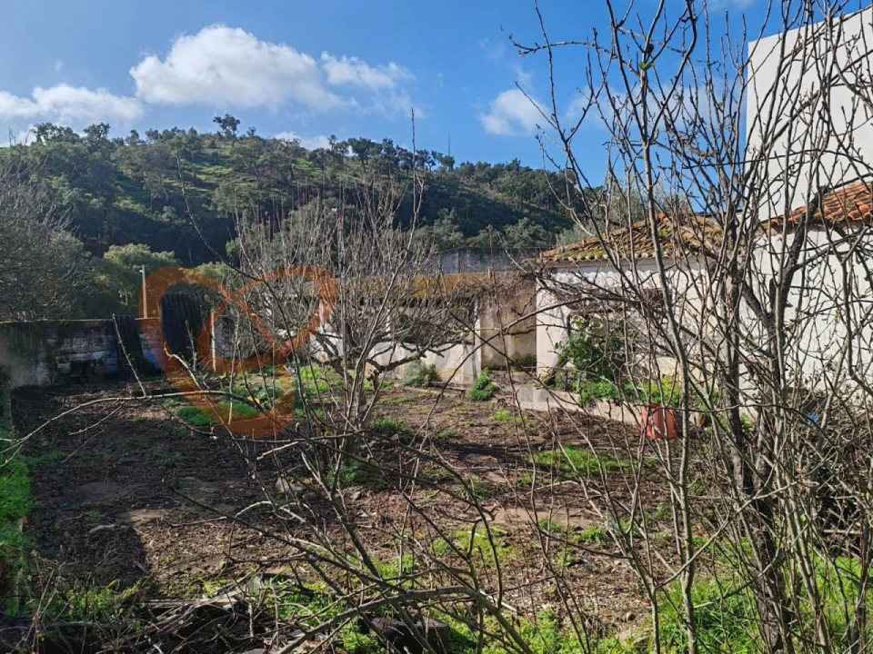 Moradia T6 para Venda em Santana da Serra Foto 20