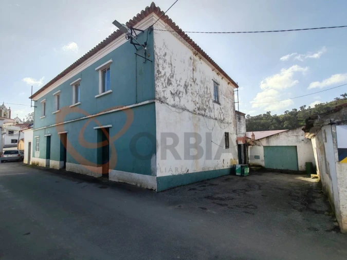 Moradia T6 para Venda em Santana da Serra