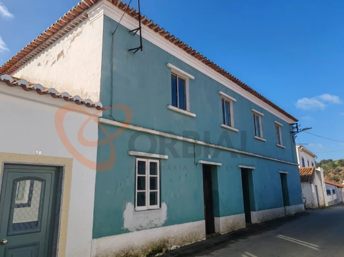 Moradia T6 para Venda em Santana da Serra Foto 2