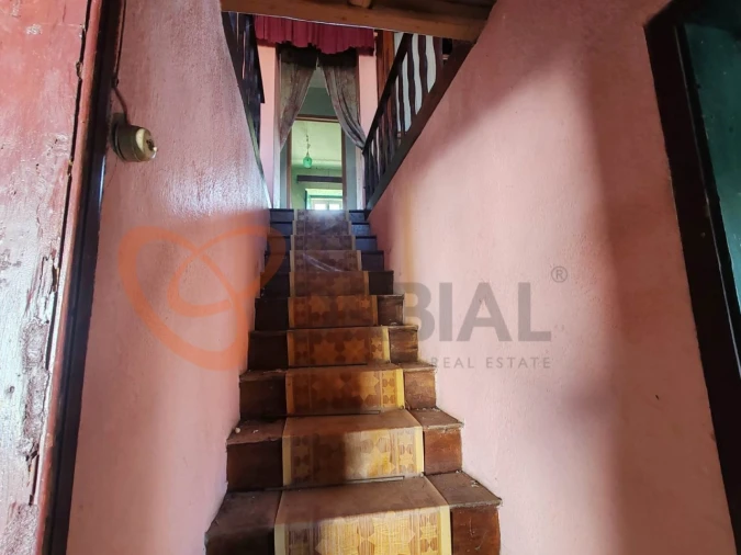 Moradia T6 para Venda em Santana da Serra Foto 7