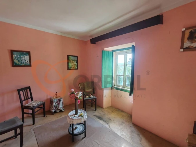 Moradia T6 para Venda em Santana da Serra Foto 9