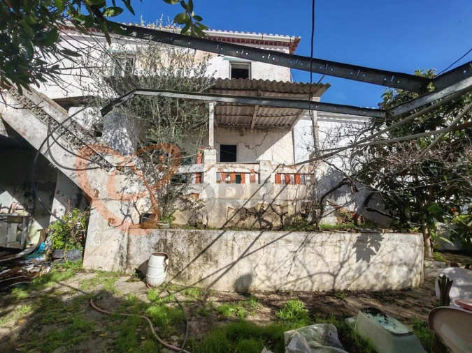 Moradia T6 para Venda em Santana da Serra Foto 10