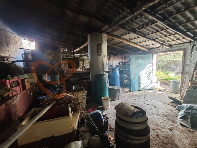 Moradia T6 para Venda em Santana da Serra Foto 18