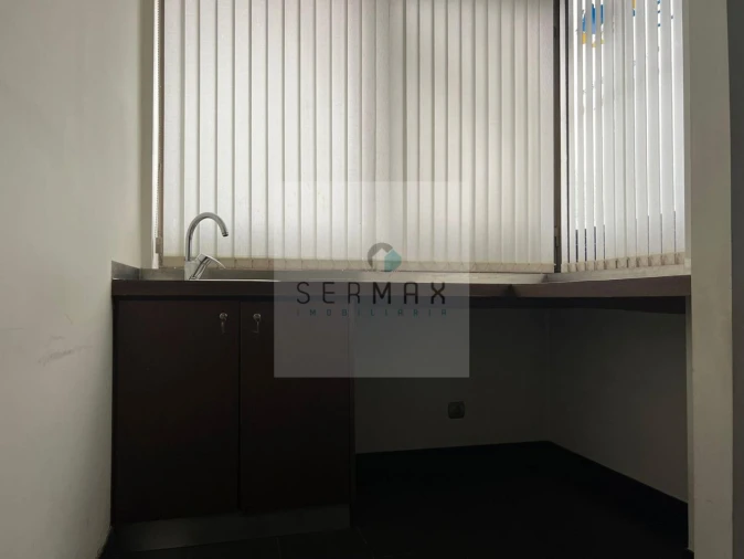 Loja para Venda em Lordelo do Ouro e Massarelos Foto 15