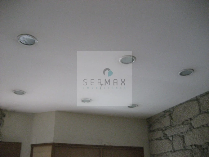 Loja para Arrendamento em Cedofeita, Santo Ildefonso, Sé, Miragaia, São Nicolau e Vitória Foto 8