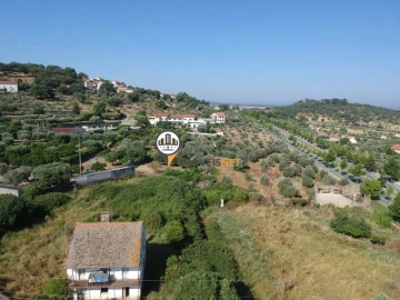 Quinta T3 para Venda em Castelo Branco