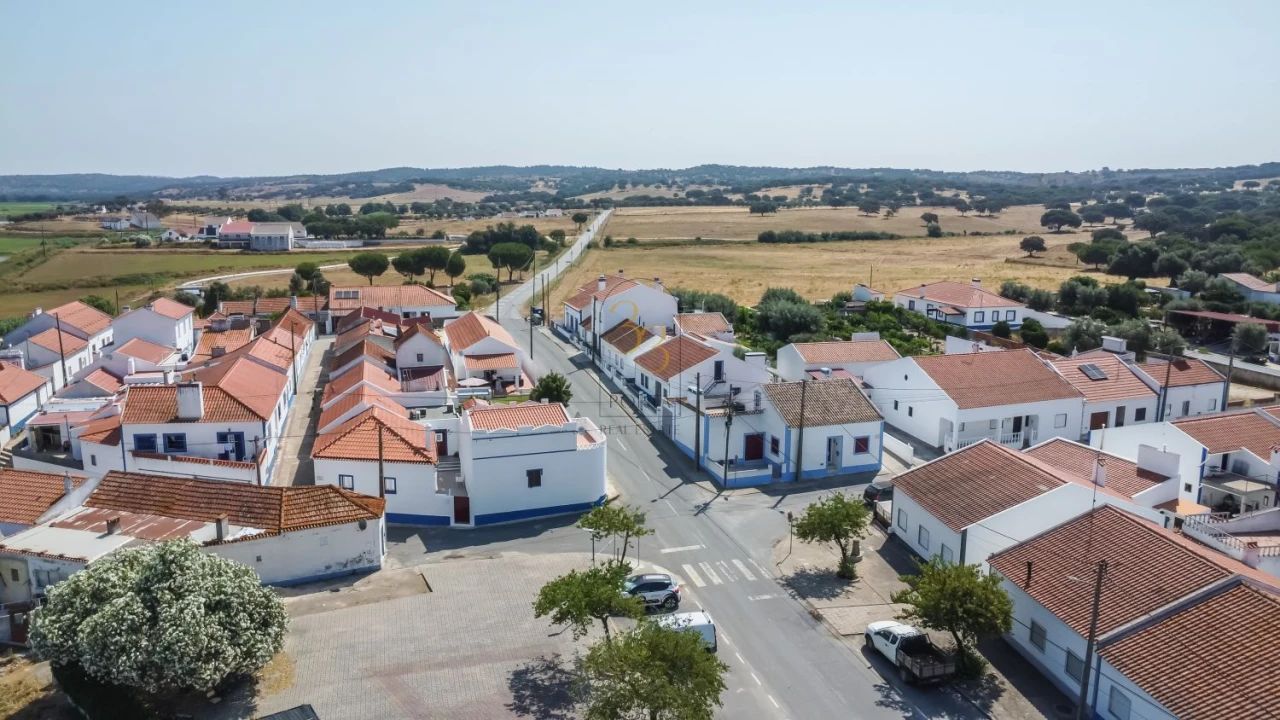 Moradia T3 para Venda em Santa Maria do Castelo e Santiago e Santa Susana Foto 6