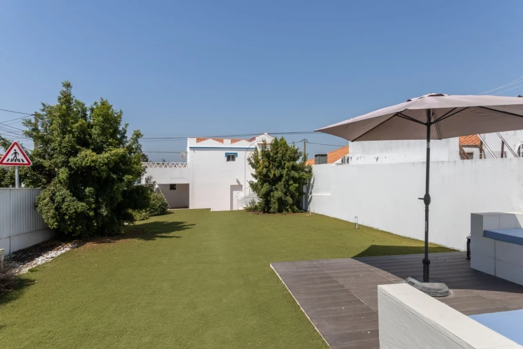 Moradia T3 para Venda em Santa Maria do Castelo e Santiago e Santa Susana Foto 13