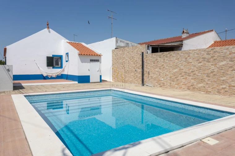 Moradia T3 para Venda em Santa Maria do Castelo e Santiago e Santa Susana Foto 40