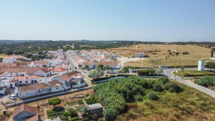 Moradia T3 para Venda em Santa Maria do Castelo e Santiago e Santa Susana Foto 7
