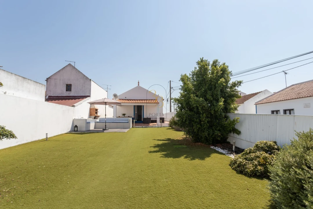 Moradia T3 para Venda em Santa Maria do Castelo e Santiago e Santa Susana Foto 15