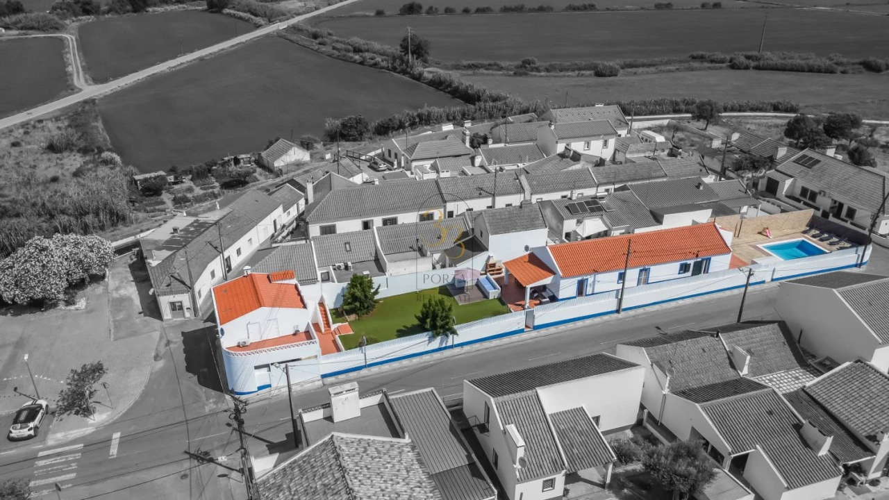 Moradia T3 para Venda em Santa Maria do Castelo e Santiago e Santa Susana Foto 3