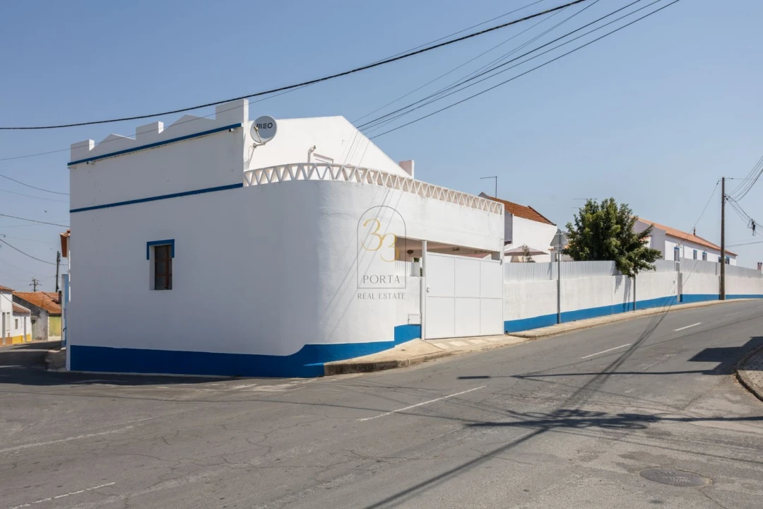 Moradia T3 para Venda em Santa Maria do Castelo e Santiago e Santa Susana Foto 9