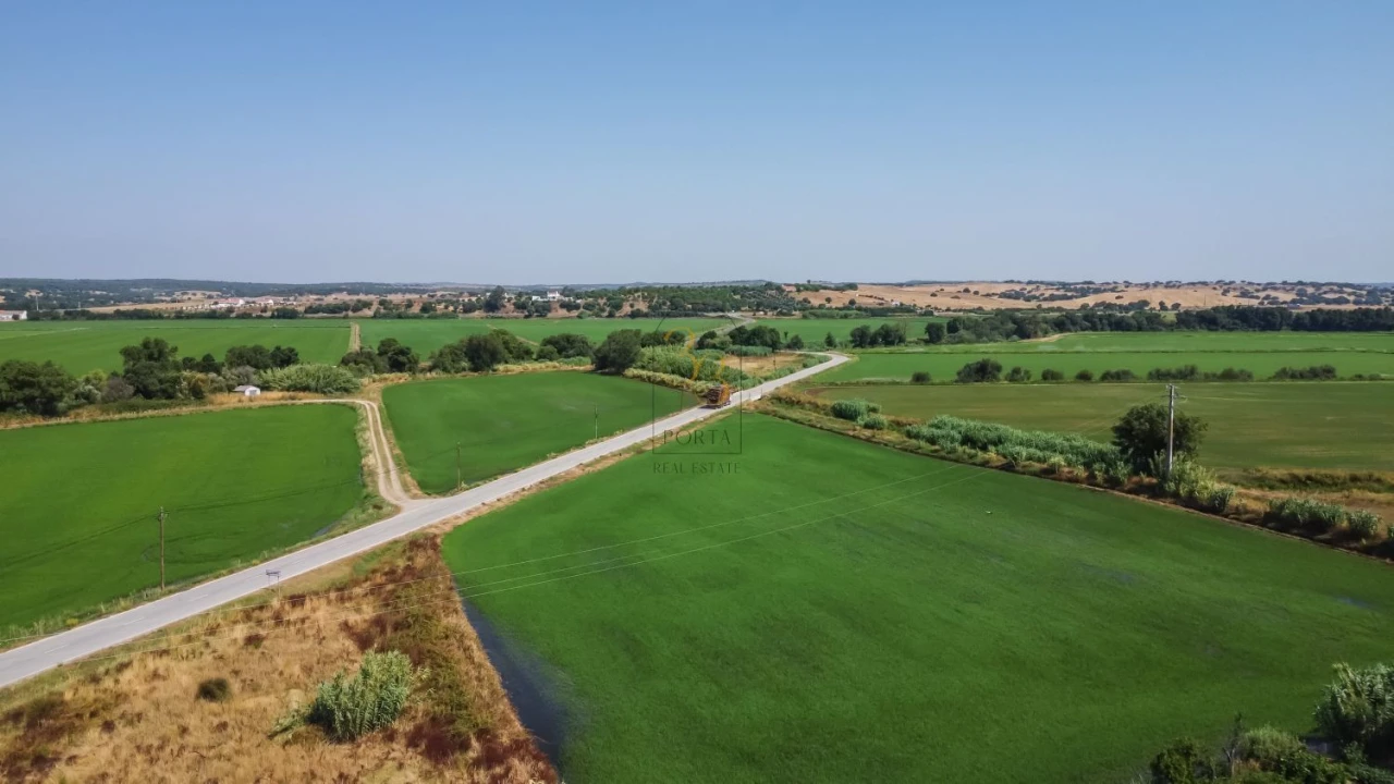 Moradia T3 para Venda em Santa Maria do Castelo e Santiago e Santa Susana Foto 47