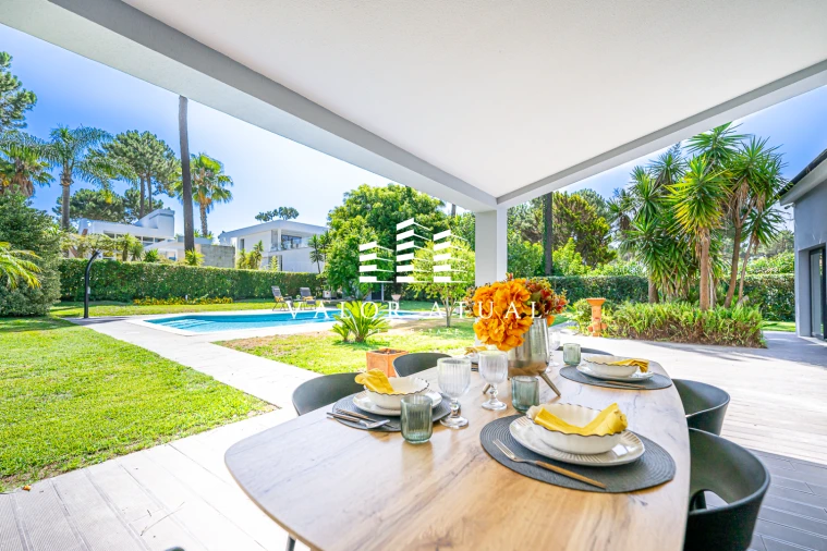 Moradia T4 para Venda em Charneca de Caparica e Sobreda Foto 7