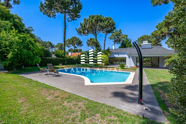 Moradia T4 para Venda em Charneca de Caparica e Sobreda Foto 5