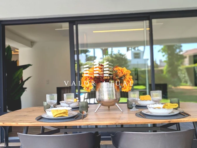 Moradia T4 para Venda em Charneca de Caparica e Sobreda Foto 8