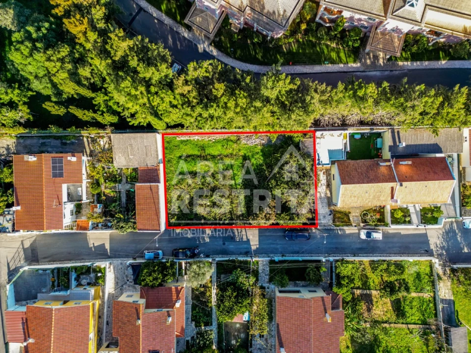 Terreno para Venda em Alcabideche Foto 1