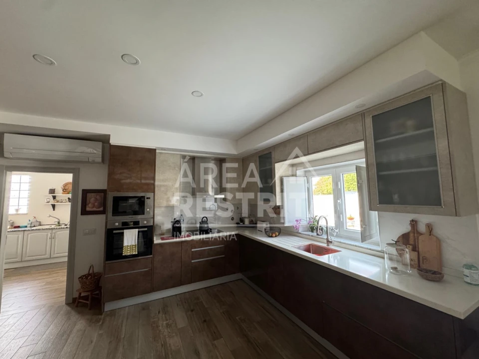 Quinta T4 para Venda em Santiago do Cacém, Santa Cruz e São Bartolomeu da Serra Foto 1