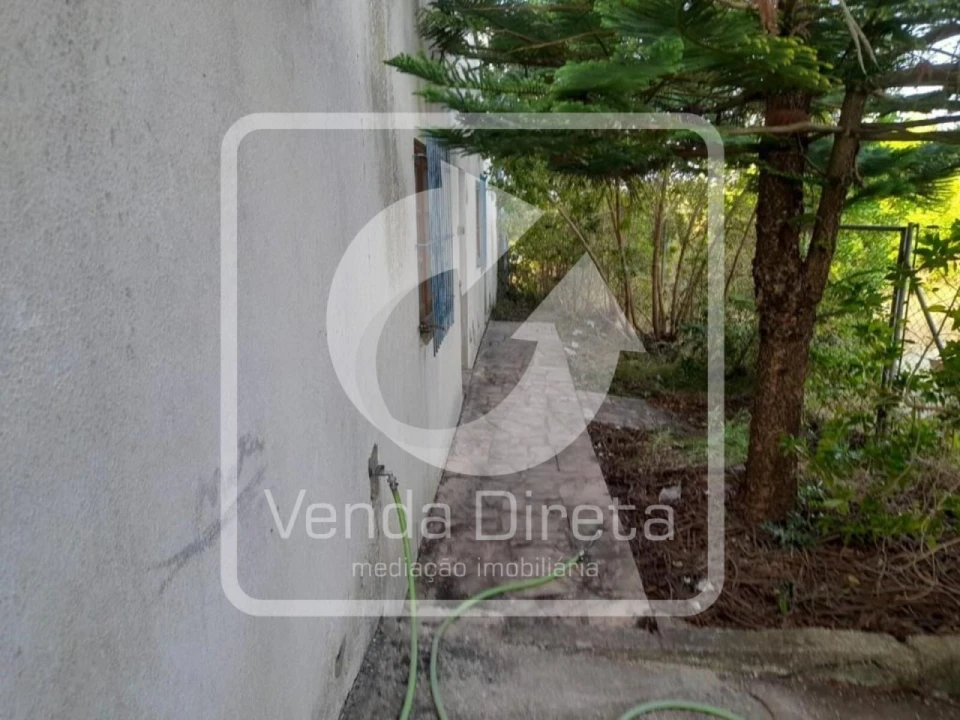 Armazém para Venda em Amiais de Baixo Foto 7