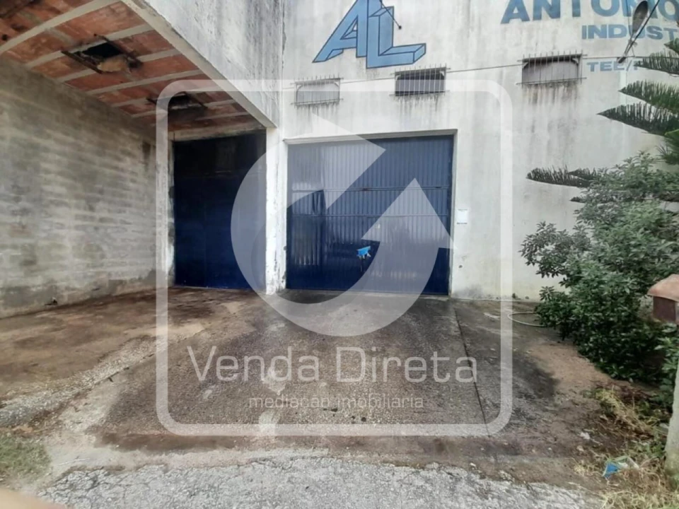 Armazém para Venda em Amiais de Baixo Foto 9