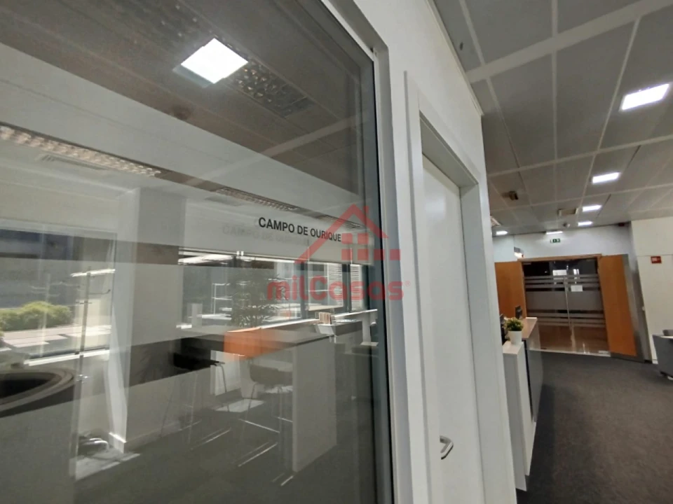 Escritório para Arrendamento em Campo de Ourique Foto 7