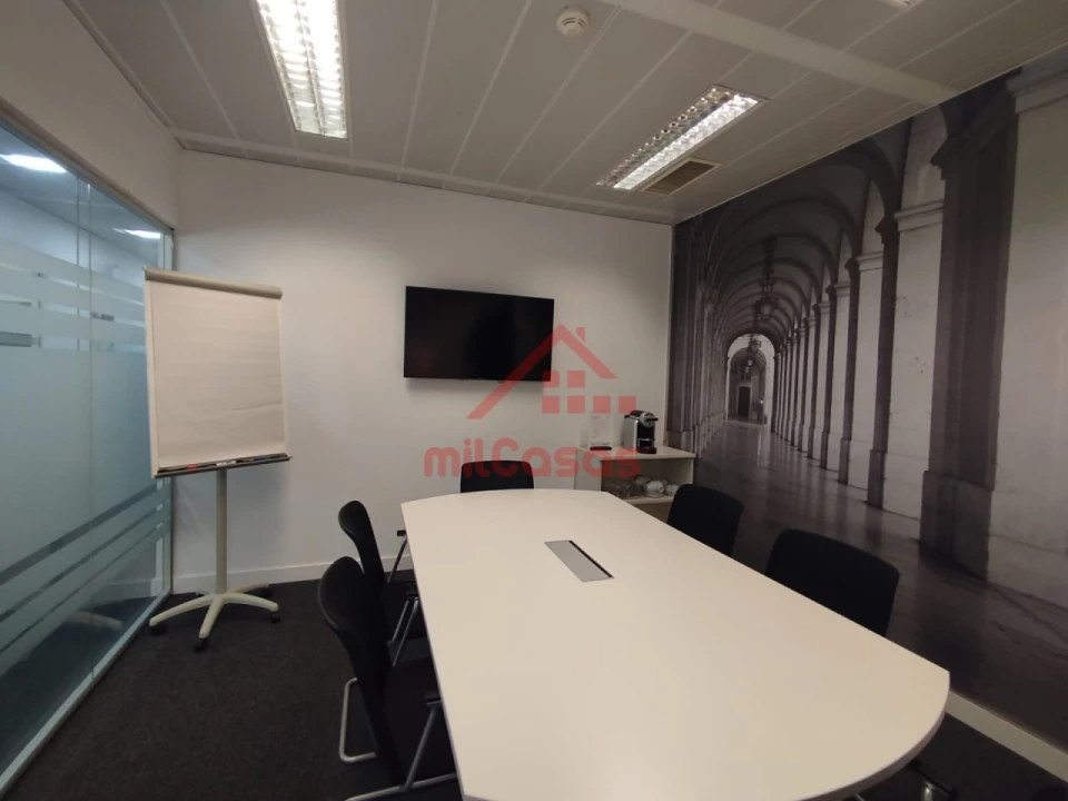 Escritório para Arrendamento em Campo de Ourique Foto 17