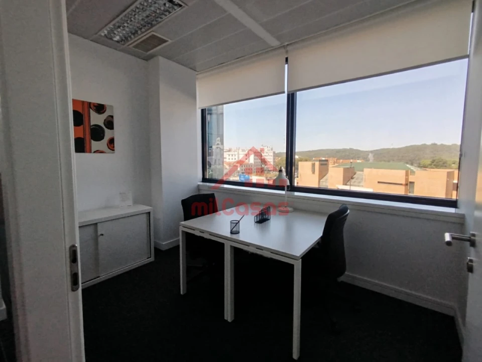 Escritório para Arrendamento em Campo de Ourique Foto 19