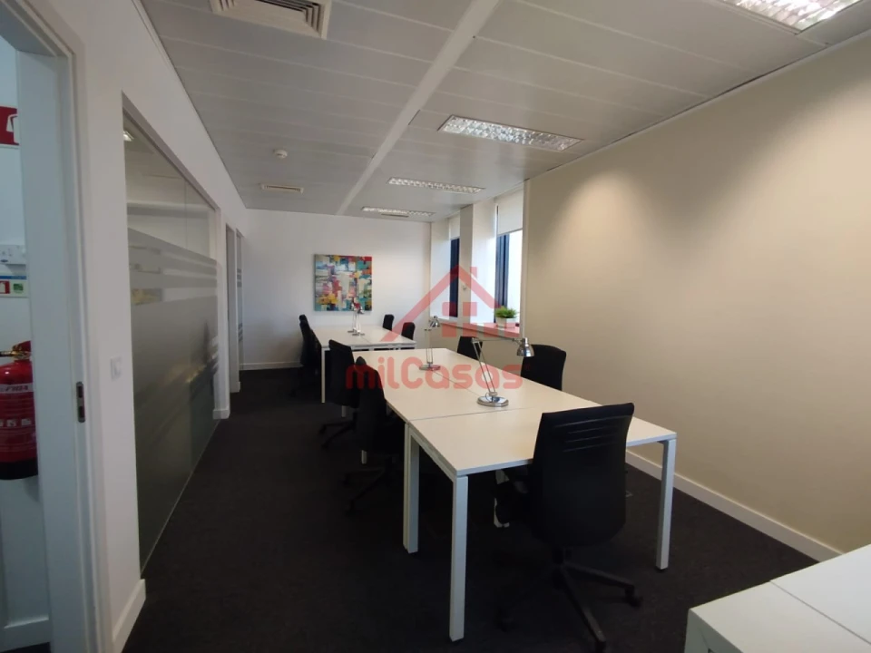 Escritório para Arrendamento em Campo de Ourique Foto 22