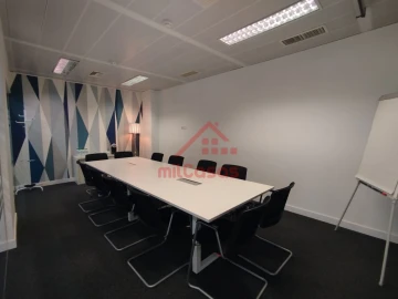 Escritório para Arrendamento em Campo de Ourique