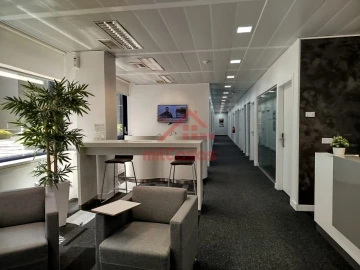 Escritório para Arrendamento em Campo de Ourique