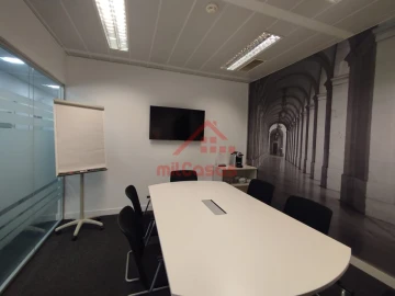 Escritório para Arrendamento em Campo de Ourique