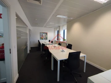 Escritório para Arrendamento em Campo de Ourique