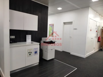 Escritório para Arrendamento em Campo de Ourique