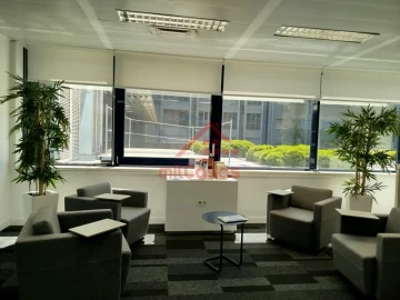 Escritório para Arrendamento em Campo de Ourique