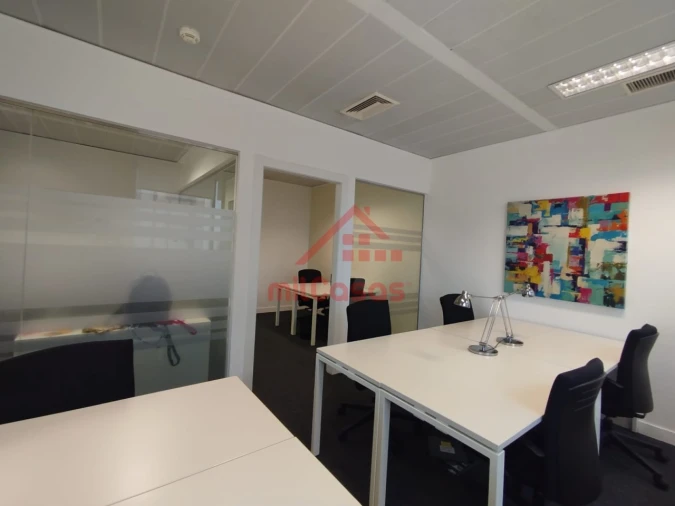 Escritório para Arrendamento em Campo de Ourique Foto 21