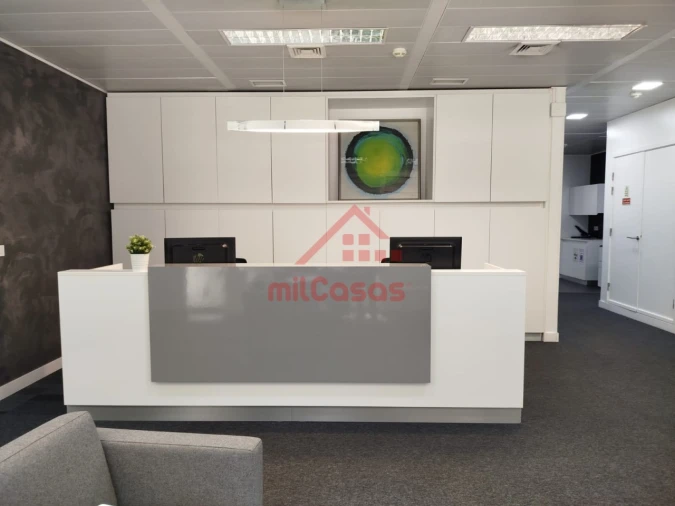 Escritório para Arrendamento em Campo de Ourique Foto 31