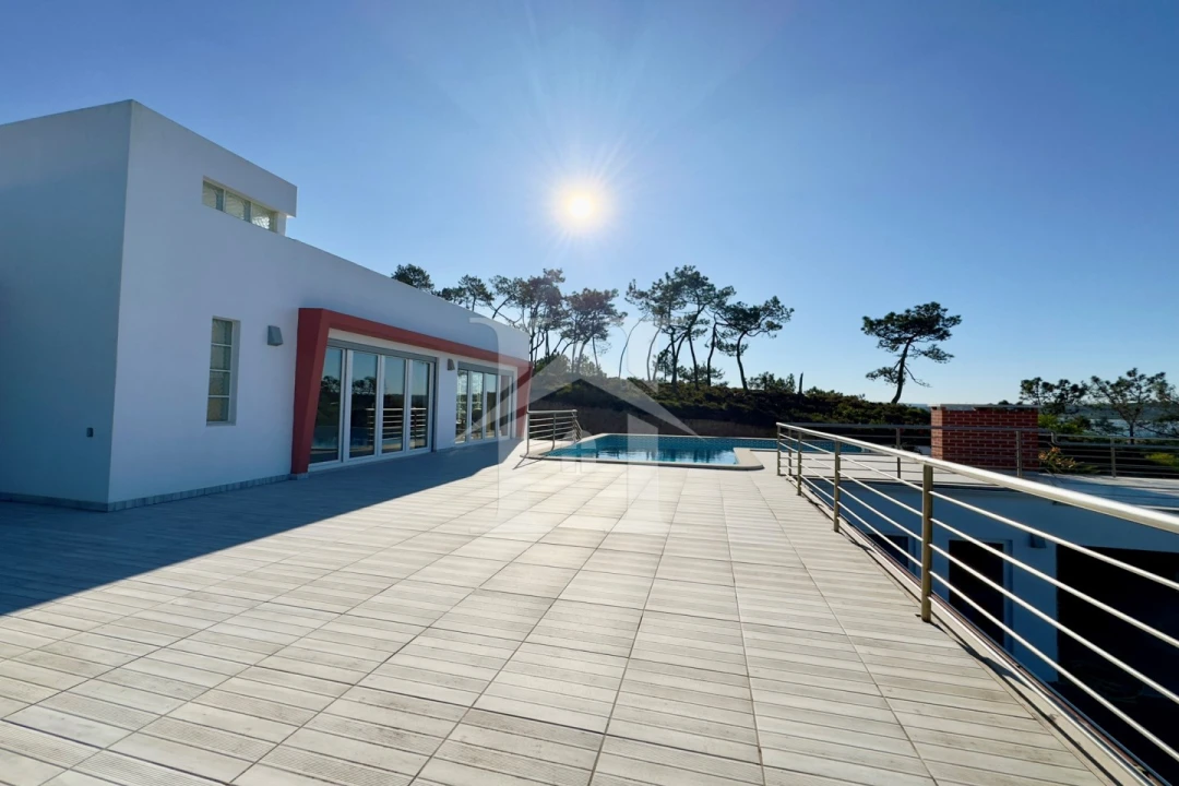 Moradia T4 para Venda em Foz do Arelho Foto 5