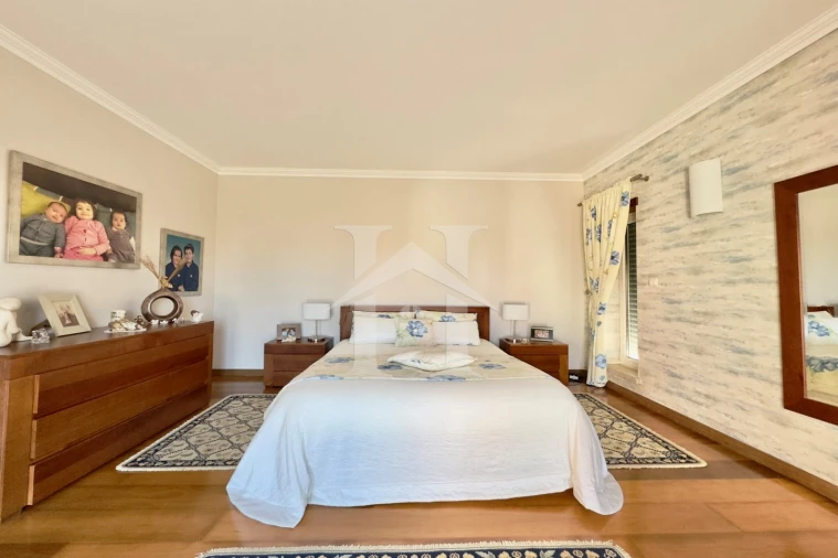 Moradia T4 para Venda em Foz do Arelho Foto 16