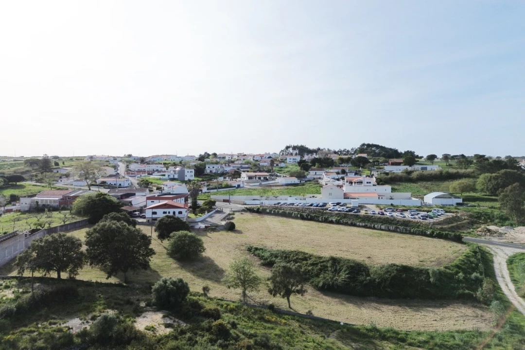 Moradia T3 para Venda em Olho Marinho Foto 31