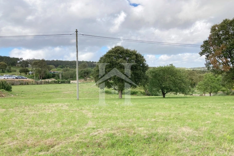 Moradia T3 para Venda em Olho Marinho Foto 24