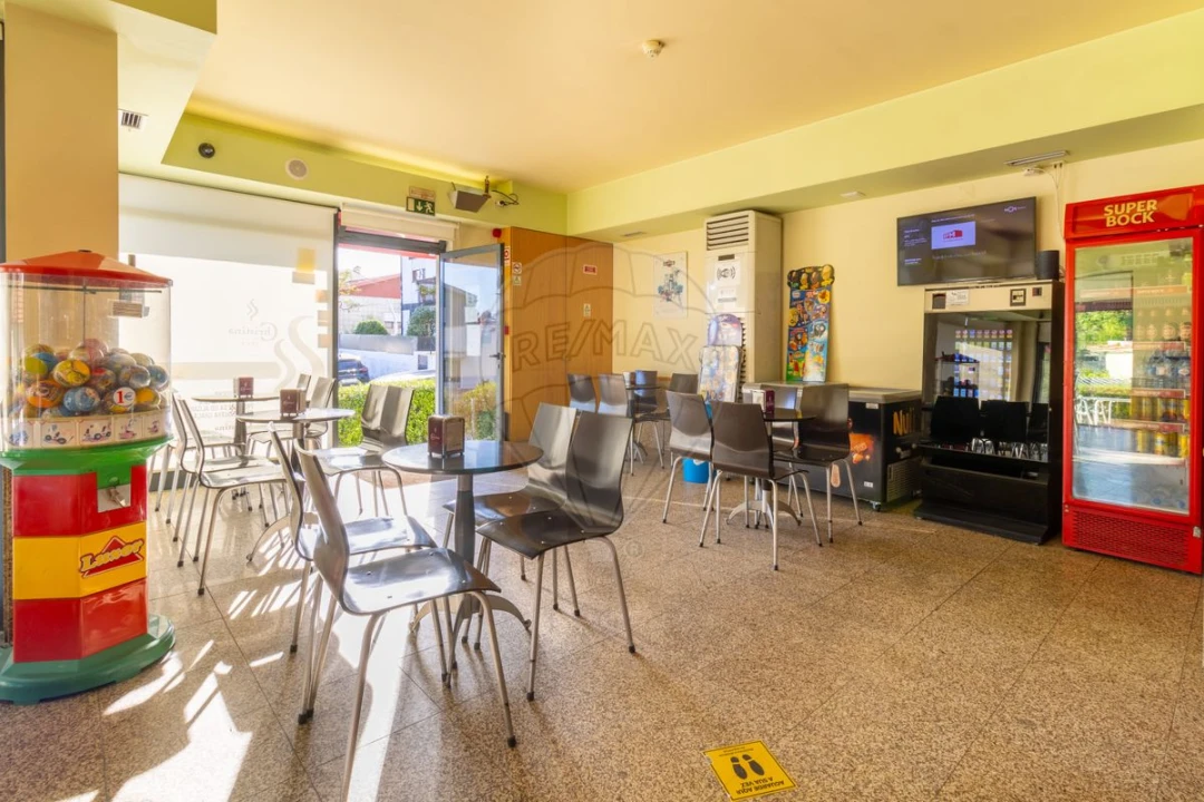 Negócio para Venda em Madalena Foto 3