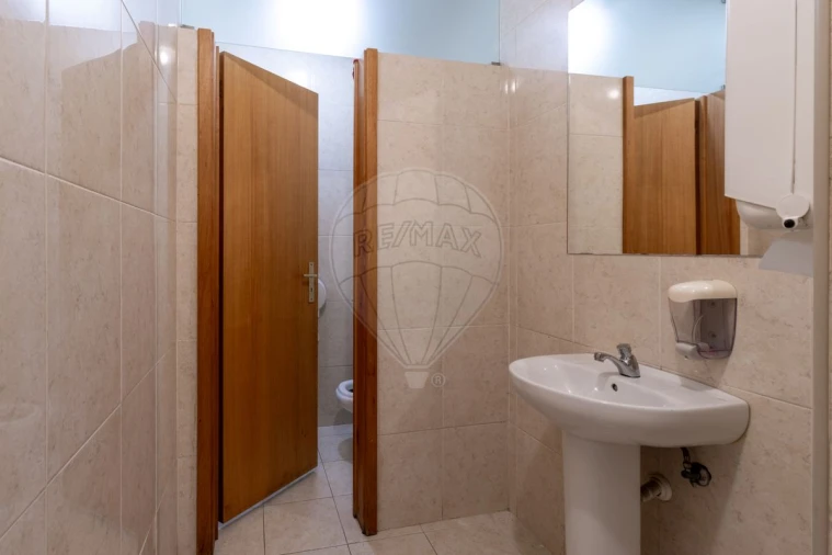 Negócio para Venda em Madalena Foto 6