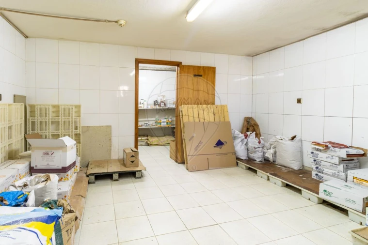 Negócio para Venda em Madalena Foto 12