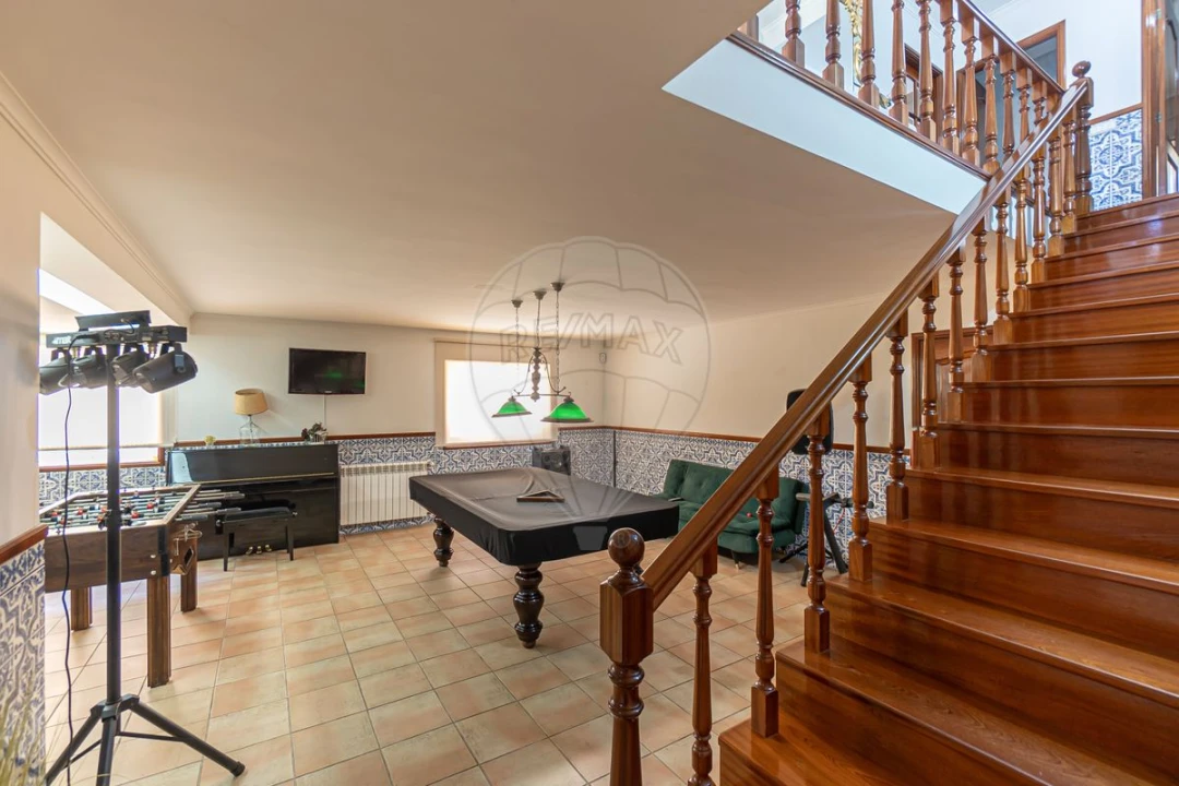 Moradia T5 para Venda em Nogueira da Regedoura Foto 46