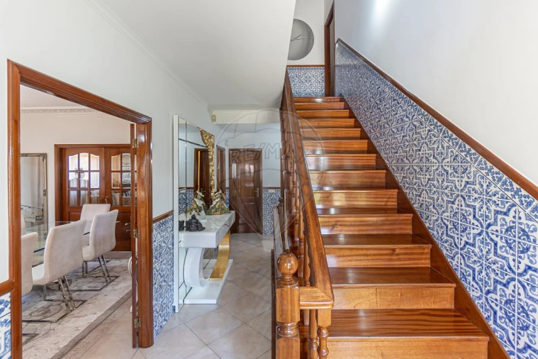 Moradia T5 para Venda em Nogueira da Regedoura Foto 21