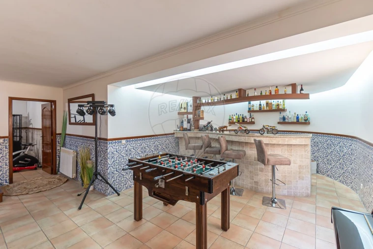 Moradia T5 para Venda em Nogueira da Regedoura Foto 49