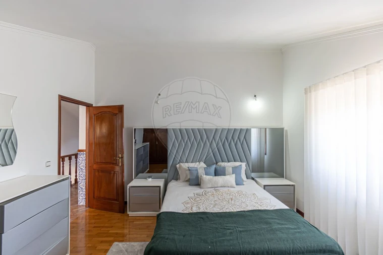 Moradia T5 para Venda em Nogueira da Regedoura Foto 44