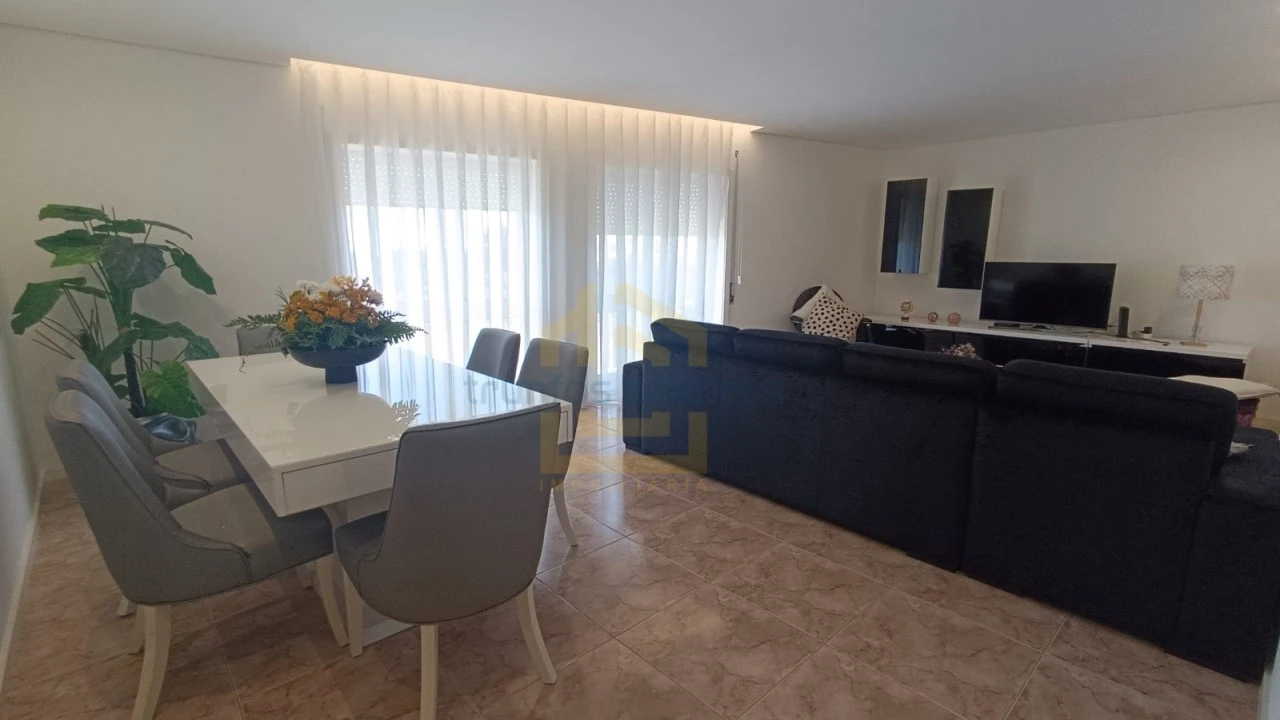 Apartamento T3 para Venda em Vila do Conde Foto 1